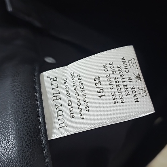 Judy Blue High Waisted Straight Pants Size 15/32 Faux Leather NWT - Picture 6 of 9